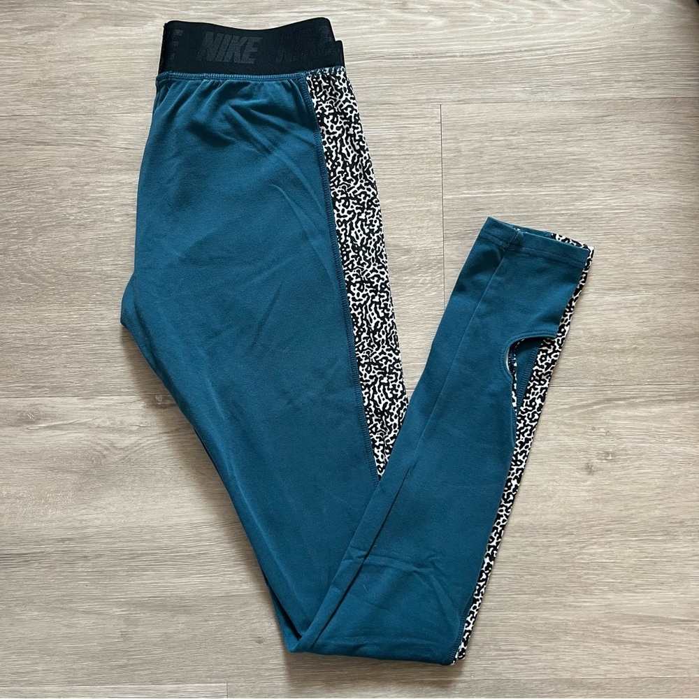 Turquoise Nike Leggings